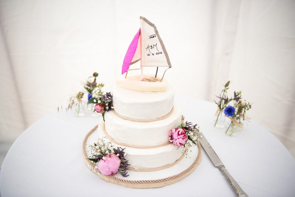 Sailing themed wedding cake-1