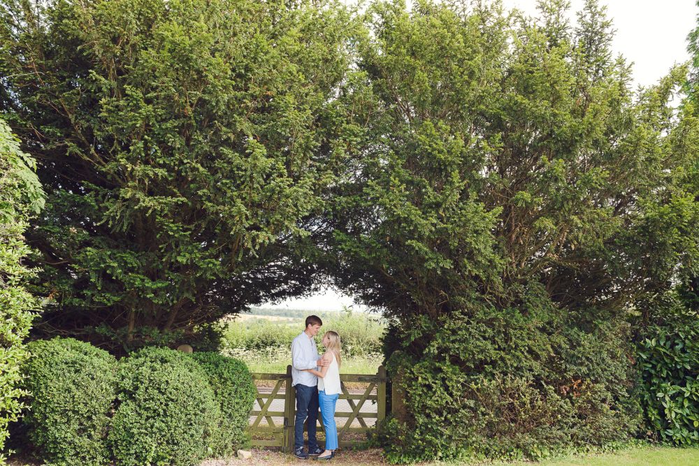 Oxfordshire Countryside Engagement Shoot - Juliet Mckee Photography-1