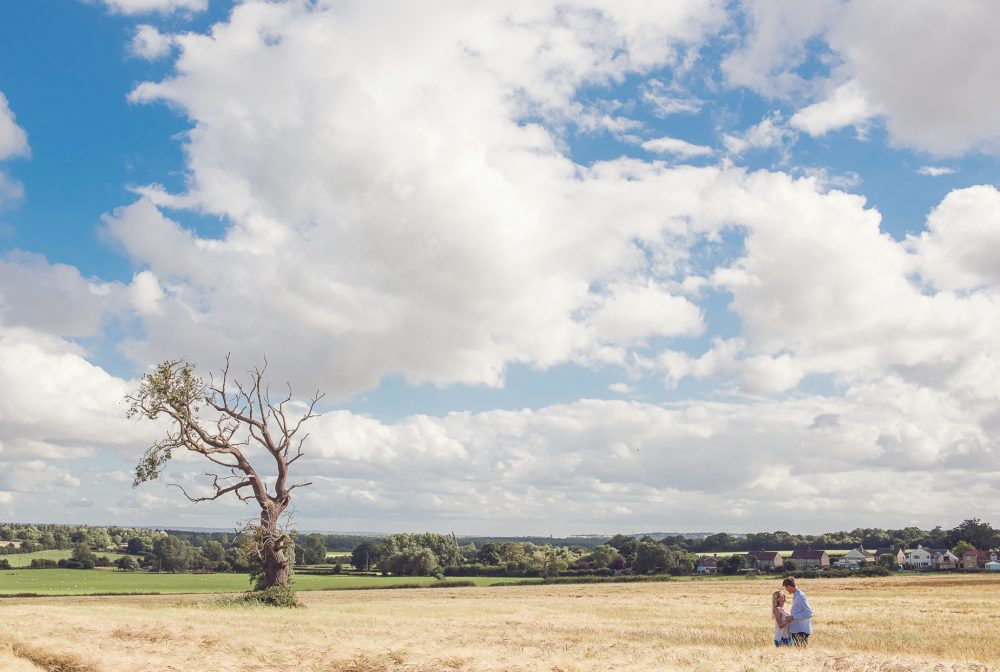 Oxfordshire Countryside Engagement Shoot - Juliet Mckee Photography-5