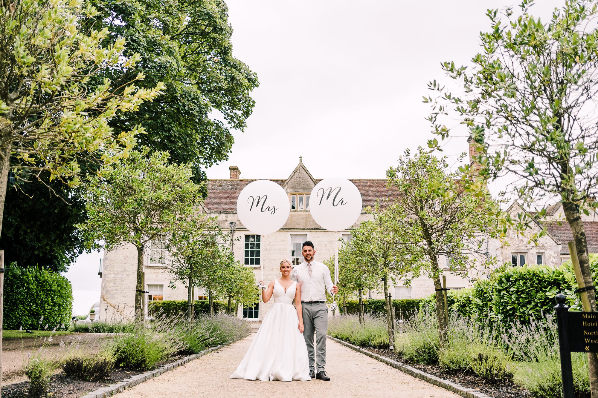 Bethany and Stuart - Froyle Park Country Estate Wedding photo picture