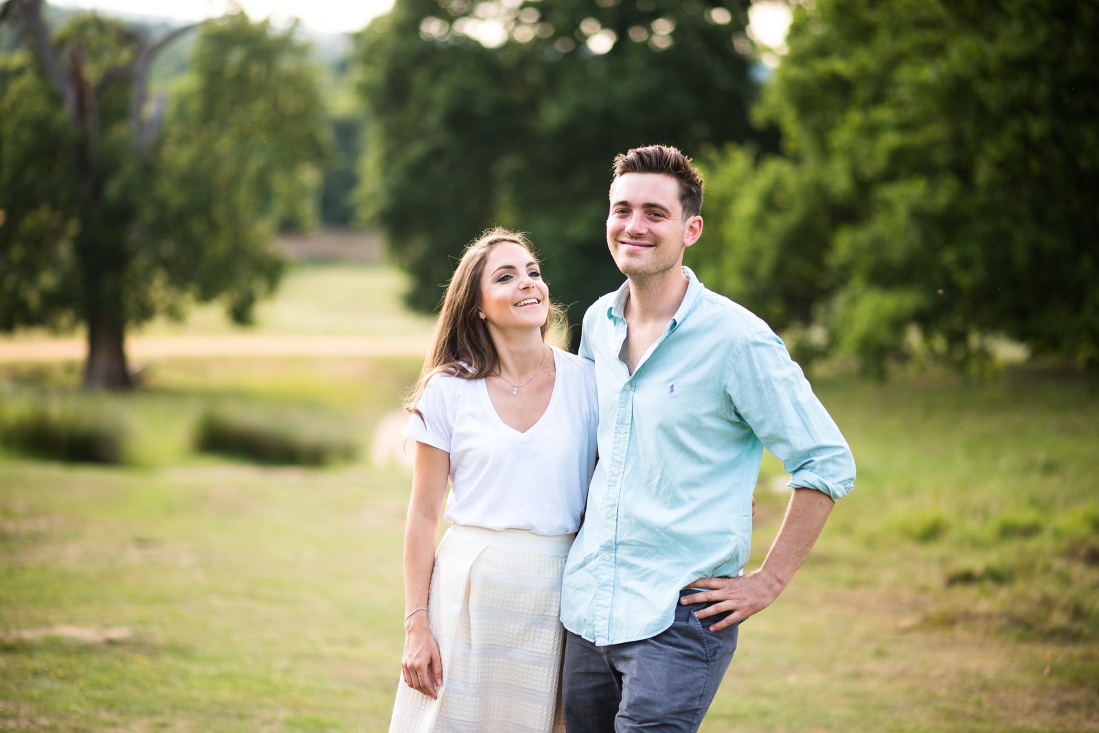 Contemporary wedding and engagement photos in Richmond Park