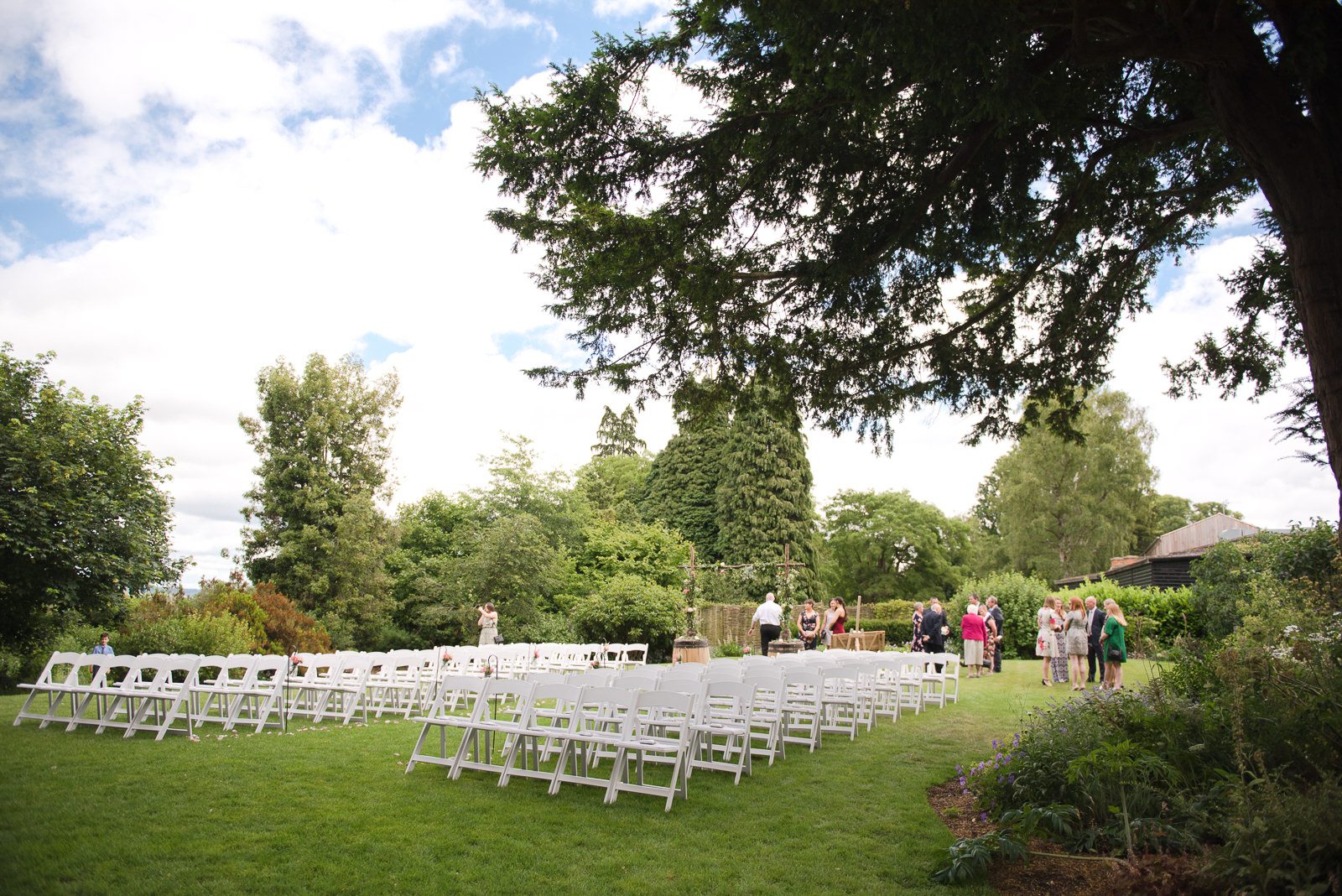 Outdoor weddings at Wasing Park
