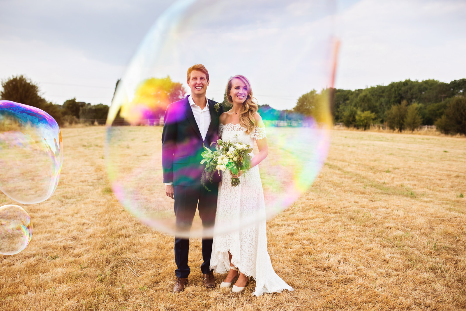 Giant bubbles wedding photos