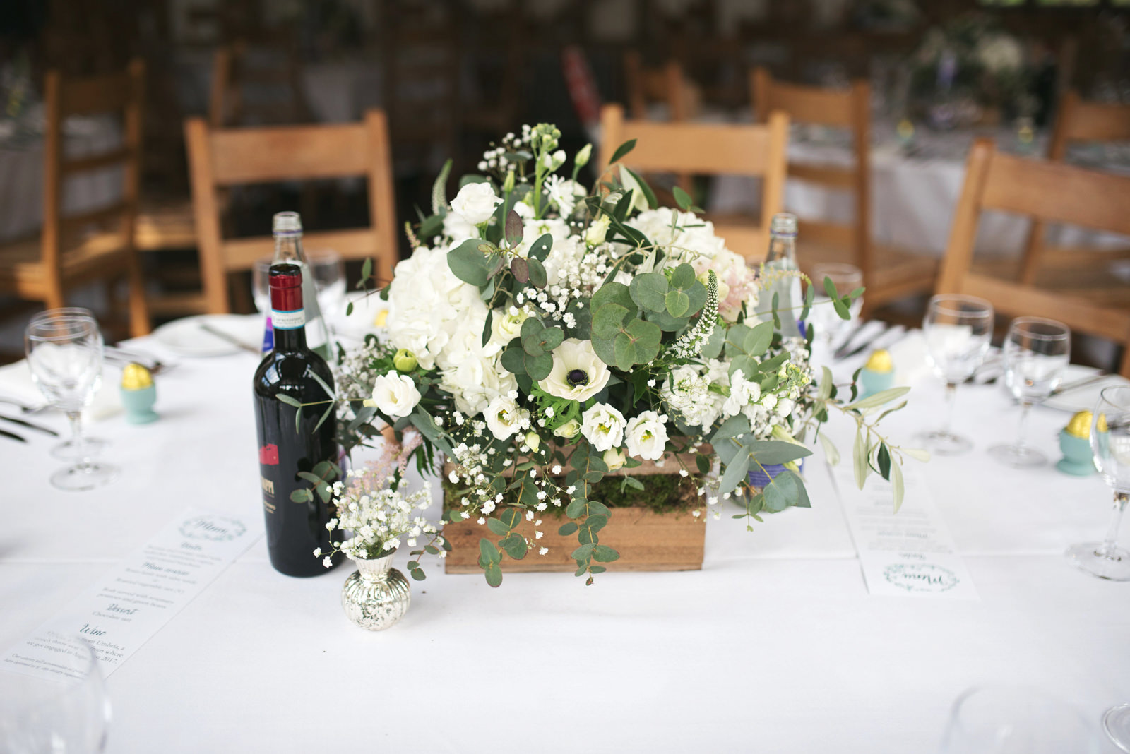 Spring wedding table flowers