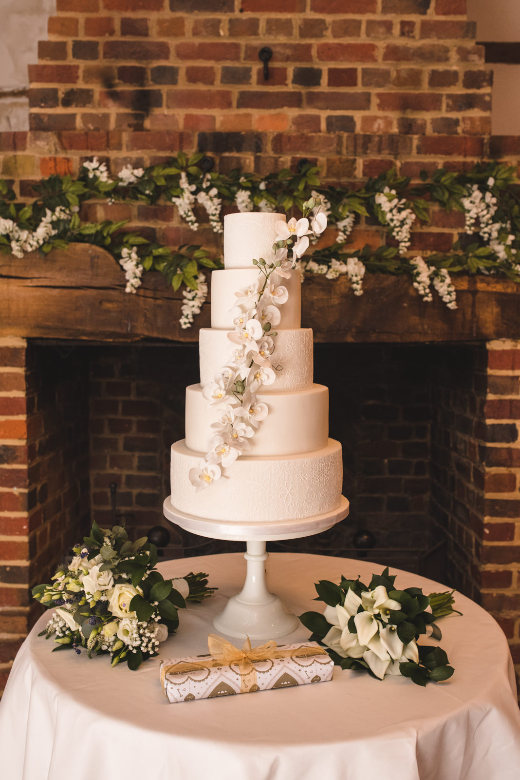 Forever Cakes Farnham wedding cake at Lainston House.
