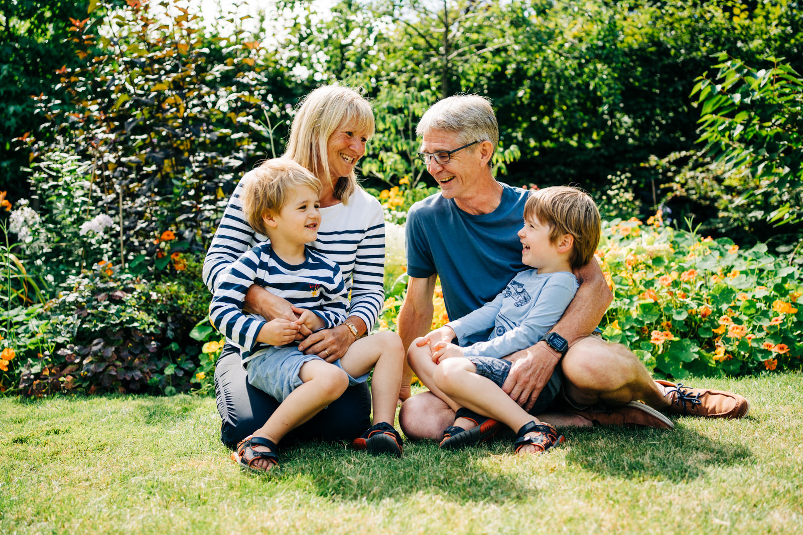 Camberley Surrey relaxed family photography for parents and grandparens.