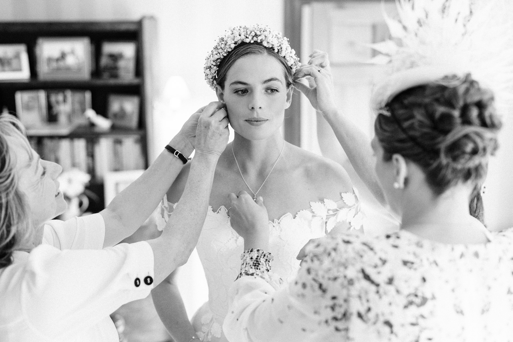 Stunning black and white bridal preparation photography.